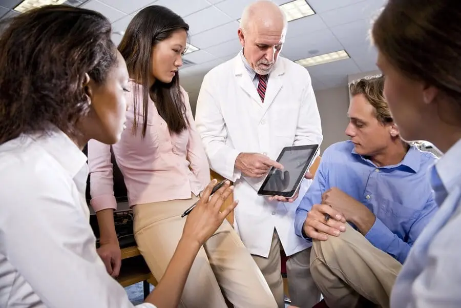 Get the Most Out of Your Allied Health School Education
