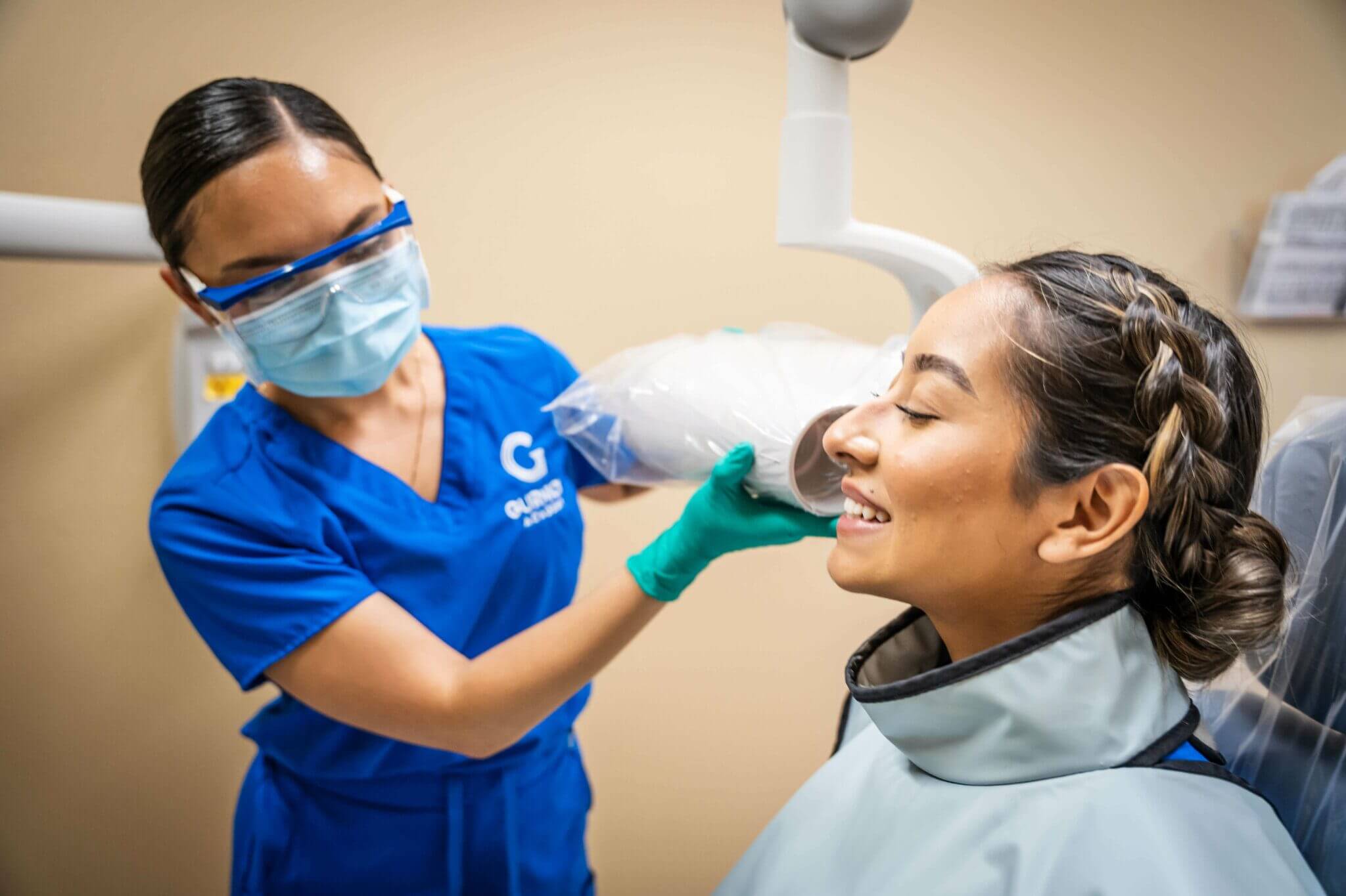 5 Signs You Should be a Dental Assistant - Thriving in a Fast Paced Environment | Gurnick Academy of Medical Arts