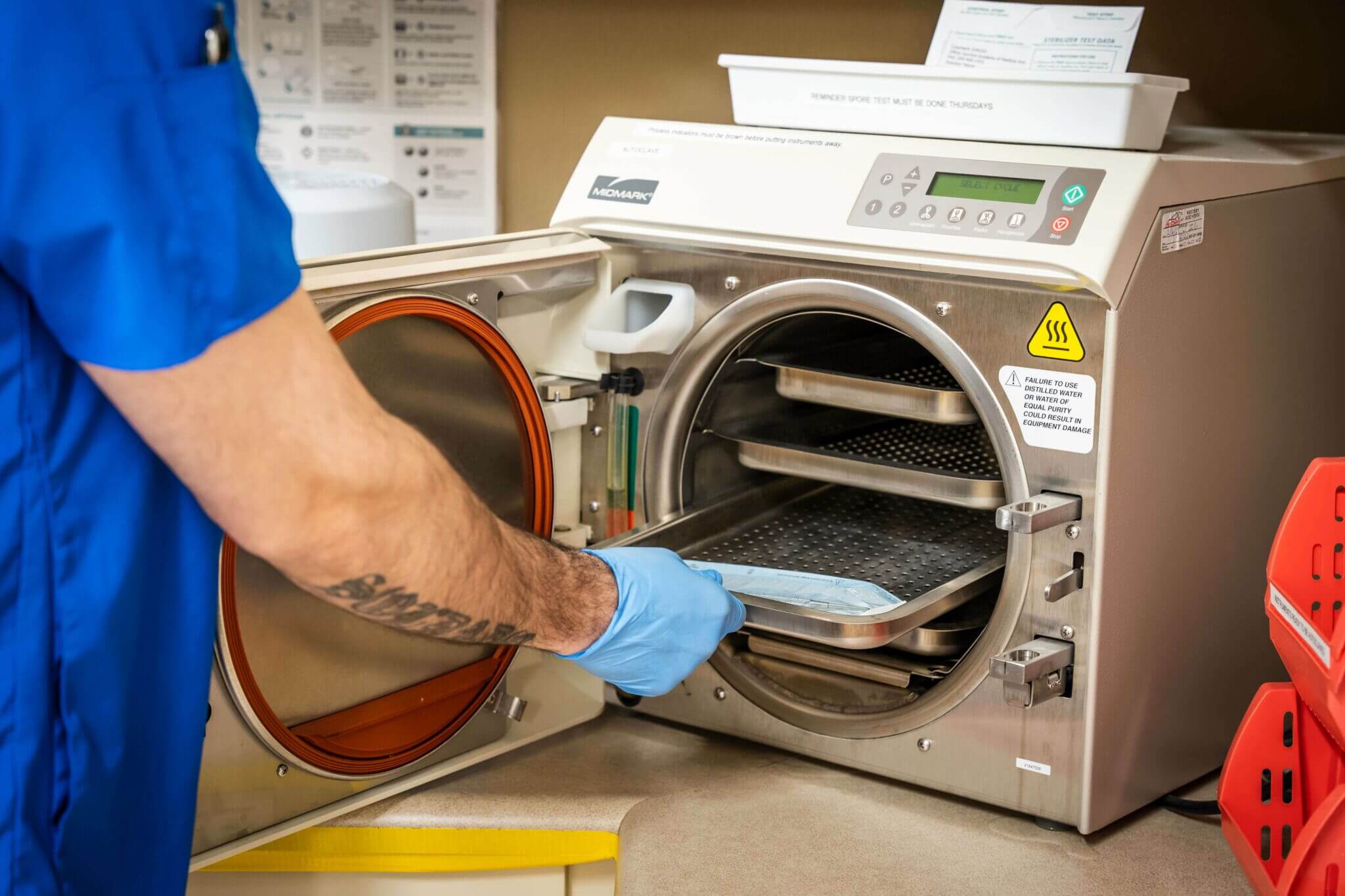 Just What Does a Certified Dental Assistant Do?