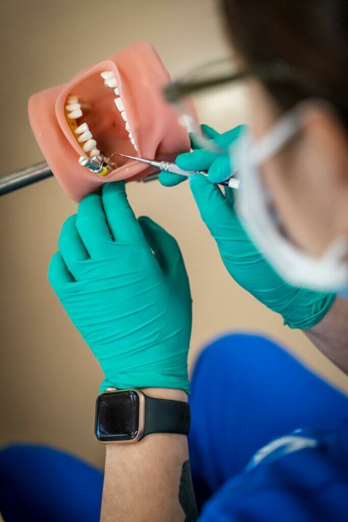 `Cut Your Teeth’ on the Dental Assistant Profession